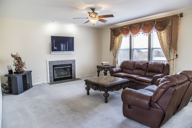 2252 Shiloh Dr, Aurora, IL 60503 photo 7