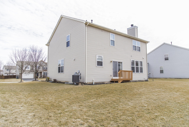 2252 Shiloh Dr, Aurora, IL 60503 photo 17