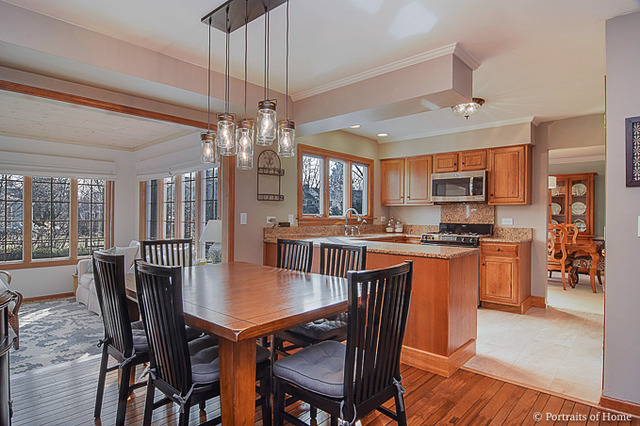 471 Carrol Gate Rd, Wheaton, IL 60189 photo 2
