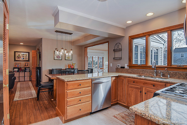 471 Carrol Gate Rd, Wheaton, IL 60189 photo 3