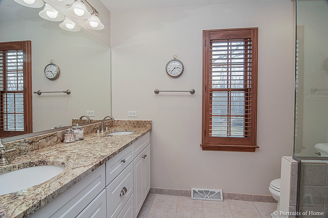 471 Carrol Gate Rd, Wheaton, IL 60189 photo 10