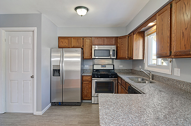 1407 E Lowden Ave, Wheaton, IL 60189 photo 6