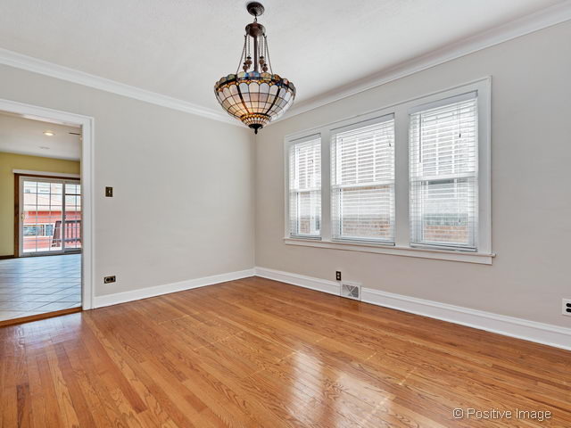 3237 Park Ave, Brookfield, IL 60513 photo 8