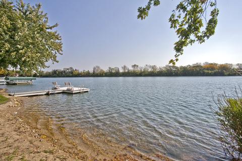 13701 S Lake Dr, Plainfield, IL 60544 photo 3
