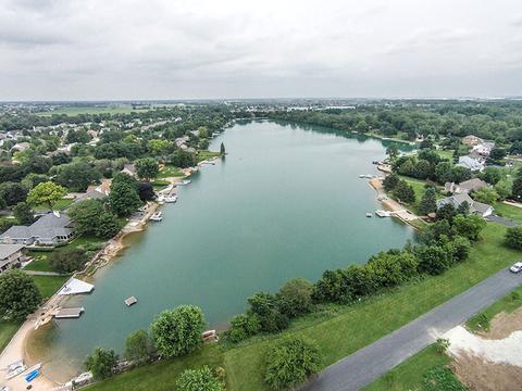 13701 S Lake Dr, Plainfield, IL 60544 photo 1