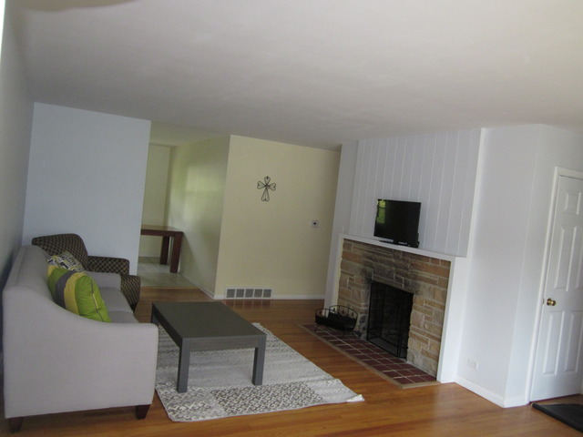 1119 N Main St, Wheaton, IL 60187 photo 6