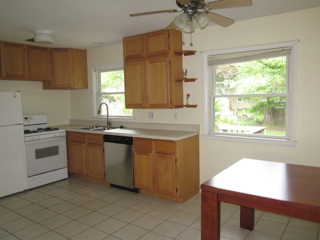 1119 N Main St, Wheaton, IL 60187 photo 17