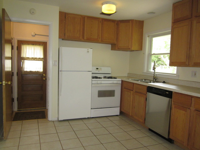 1119 N Main St, Wheaton, IL 60187 photo 16