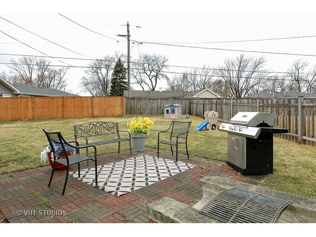 730 Orange Ln, Hoffman Estates, IL 60169 photo 15