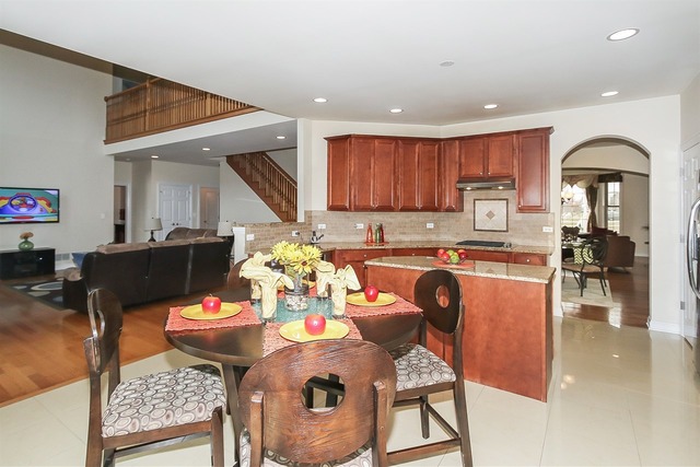 1399 Jason Ct, Bartlett, IL 60103 photo 12
