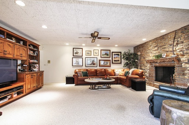 822 Sutton Dr, Northbrook, IL 60062 photo 10