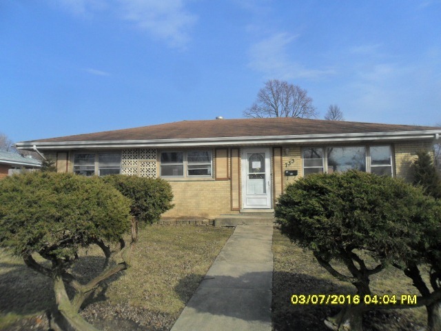 733 N Mavis Ln, Addison, IL 60101 photo 1