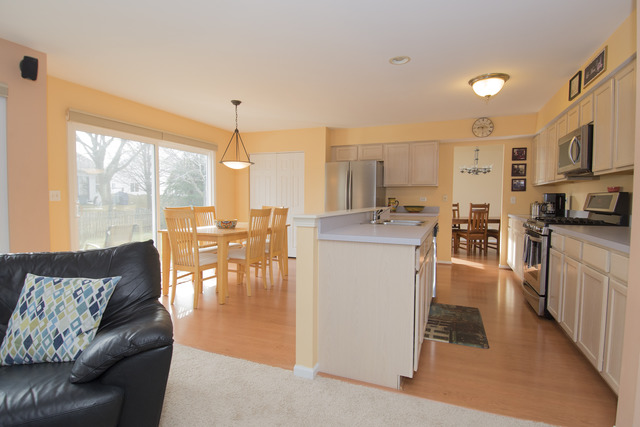 170 Willow Bnd, Bolingbrook, IL 60490 photo 8