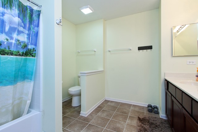 1707 Ariana Dr, Bartlett, IL 60103 photo 12