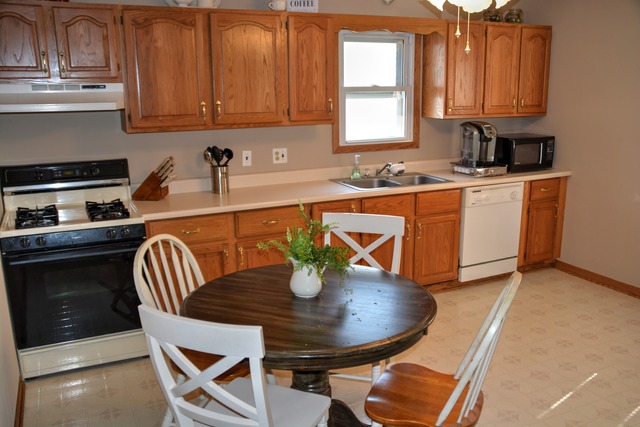435 S Cannon Ave, Kankakee, IL 60901 photo 4