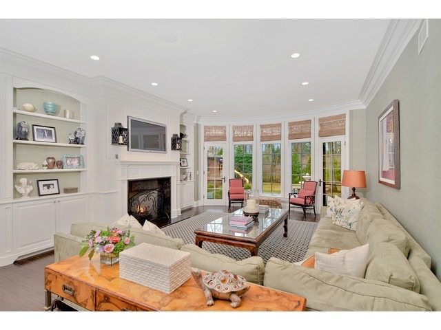 975 Pine St, Winnetka, IL 60093 photo 3