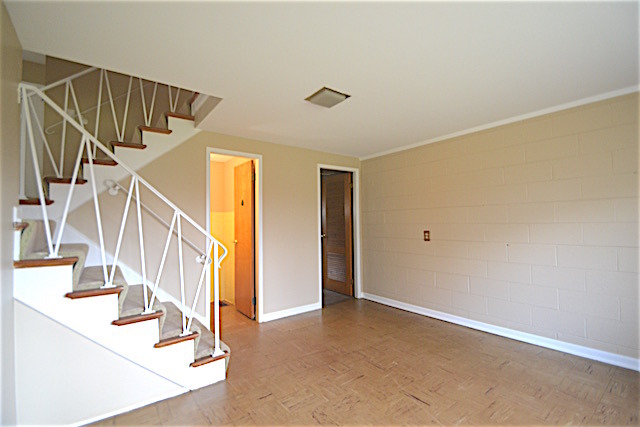 208 S Beverly St, Wheaton, IL 60187 photo 22