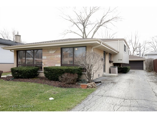 2148 Plainfield Dr, Des Plaines, IL 60018 photo 1