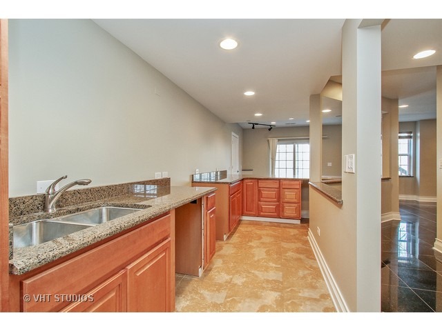 213 Regency Ct, Bartlett, IL 60103 photo 14