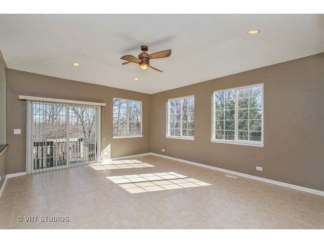 213 Regency Ct, Bartlett, IL 60103 photo 11