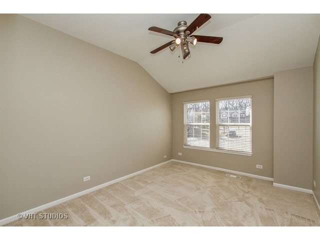 213 Regency Ct, Bartlett, IL 60103 photo 18