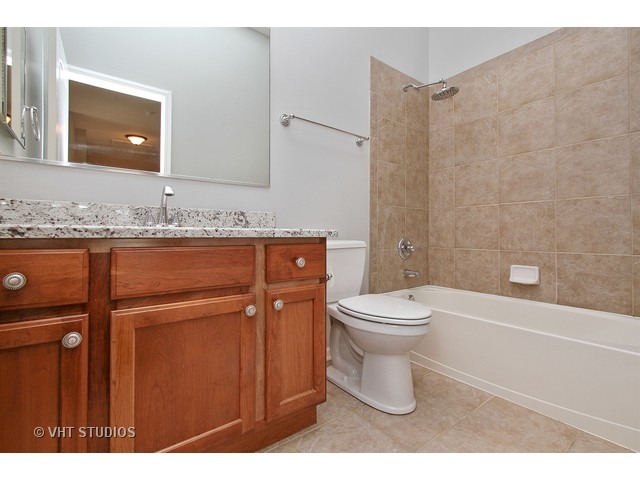 213 Regency Ct, Bartlett, IL 60103 photo 22