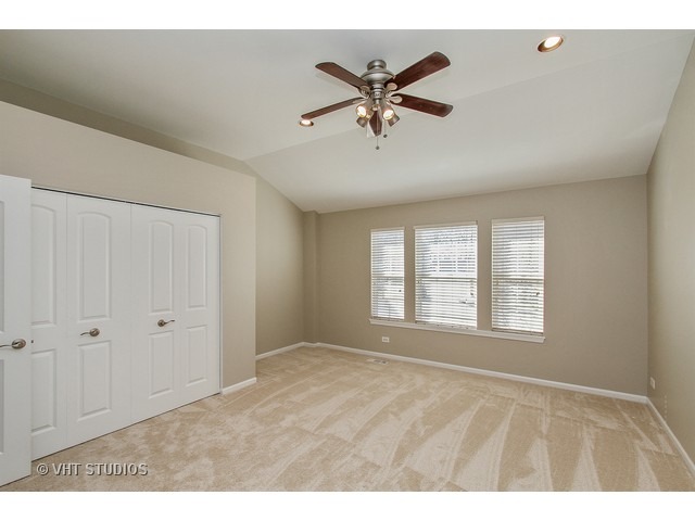 213 Regency Ct, Bartlett, IL 60103 photo 19