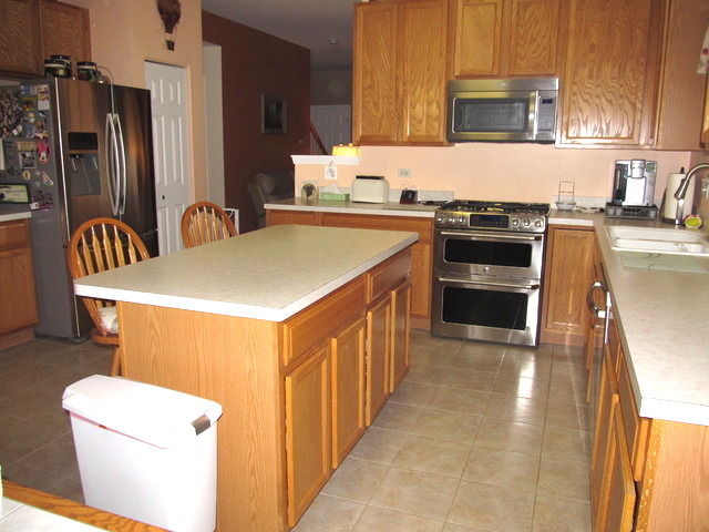 4723 Joyce Ln, Mchenry, IL 60050 photo 2