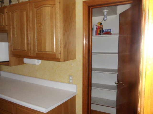 587 N 10th Ave, Kankakee, IL 60901 photo 3