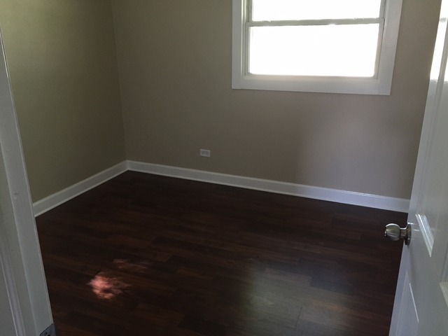 765 Osage Ln, Hoffman Estates, IL 60169 photo 9