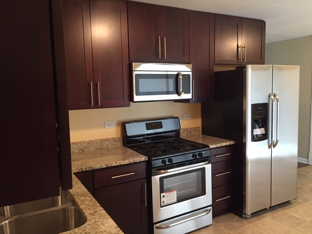 765 Osage Ln, Hoffman Estates, IL 60169 photo 5