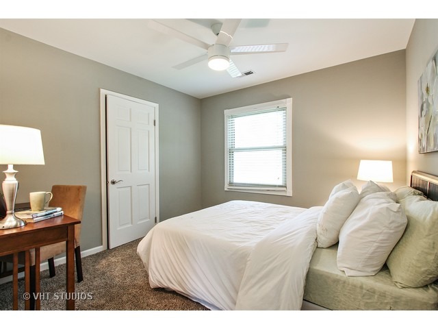 1 Red Haw Rd, Rolling Meadows, IL 60008 photo 15