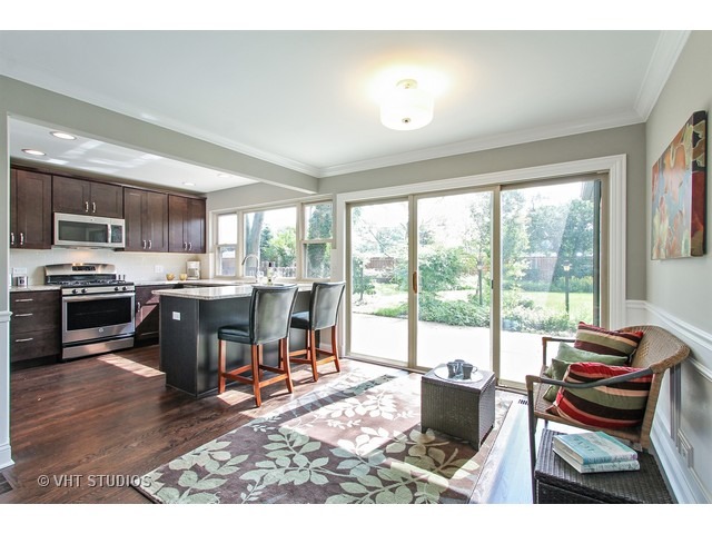 1 Red Haw Rd, Rolling Meadows, IL 60008 photo 7