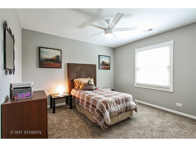 1 Red Haw Rd, Rolling Meadows, IL 60008 photo 16