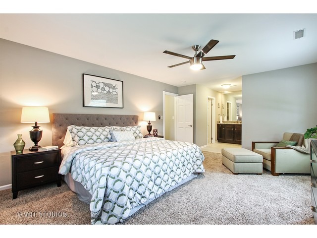 1 Red Haw Rd, Rolling Meadows, IL 60008 photo 10