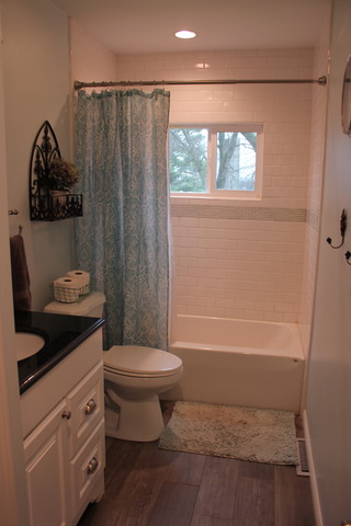 305 E North St, Morrison, IL 61270 photo 9