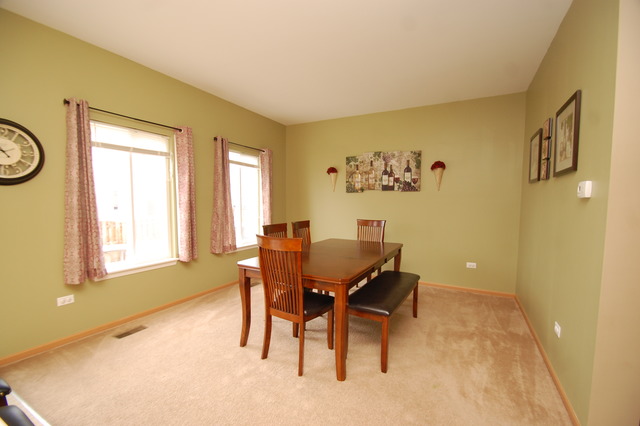 2719 Hoffman St, Plano, IL 60545 photo 5