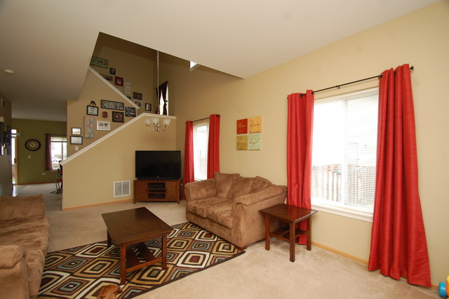 2719 Hoffman St, Plano, IL 60545 photo 6