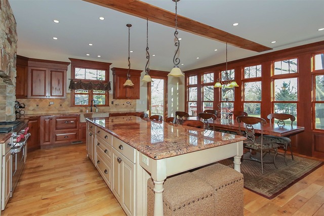 145 E County Line Rd, Barrington, IL 60010 photo 7