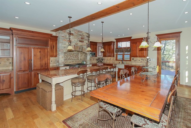 145 E County Line Rd, Barrington, IL 60010 photo 8