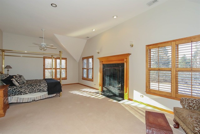145 E County Line Rd, Barrington, IL 60010 photo 13