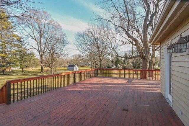 145 E County Line Rd, Barrington, IL 60010 photo 22