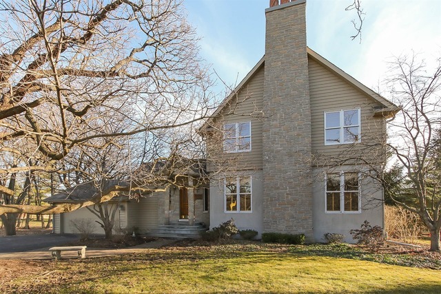 145 E County Line Rd, Barrington, IL 60010 photo 1