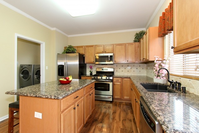 5 Steiner Ct, Algonquin, IL 60102 photo 8