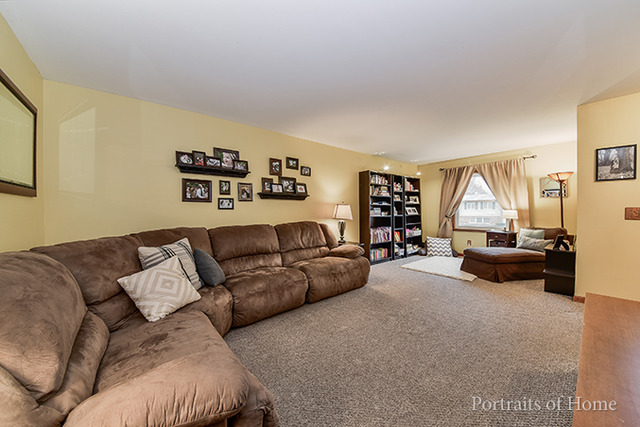 355 Monroe St, Oswego, IL 60543 photo 3