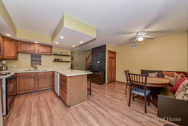 355 Monroe St, Oswego, IL 60543 photo 7