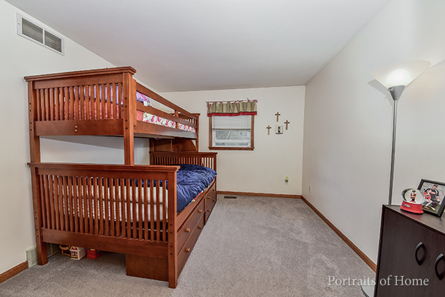 355 Monroe St, Oswego, IL 60543 photo 9