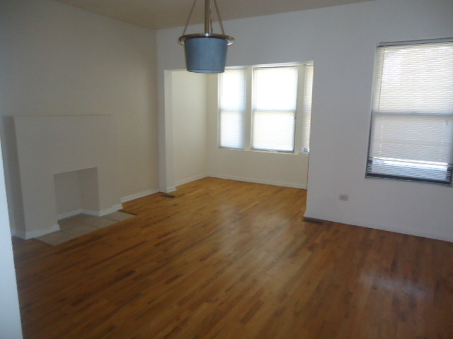 6511 S Blackstone Ave #1, Chicago, IL 60637 photo 2