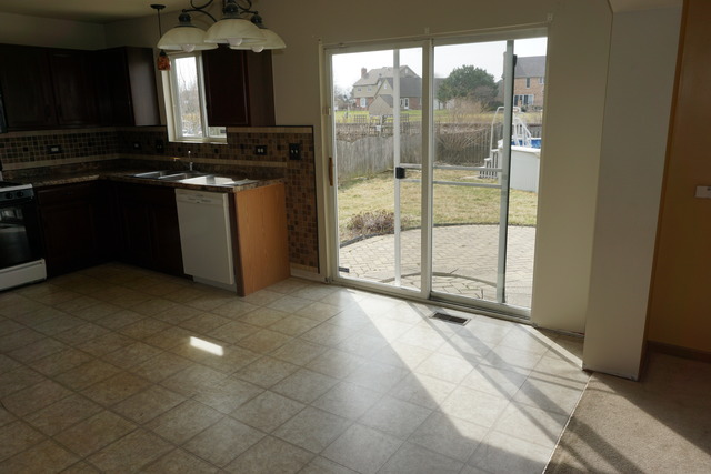 2209 Holly Ridge Dr, Plainfield, IL 60586 photo 7