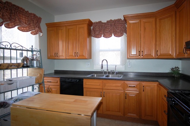 212 Perry St, Elgin, IL 60123 photo 8